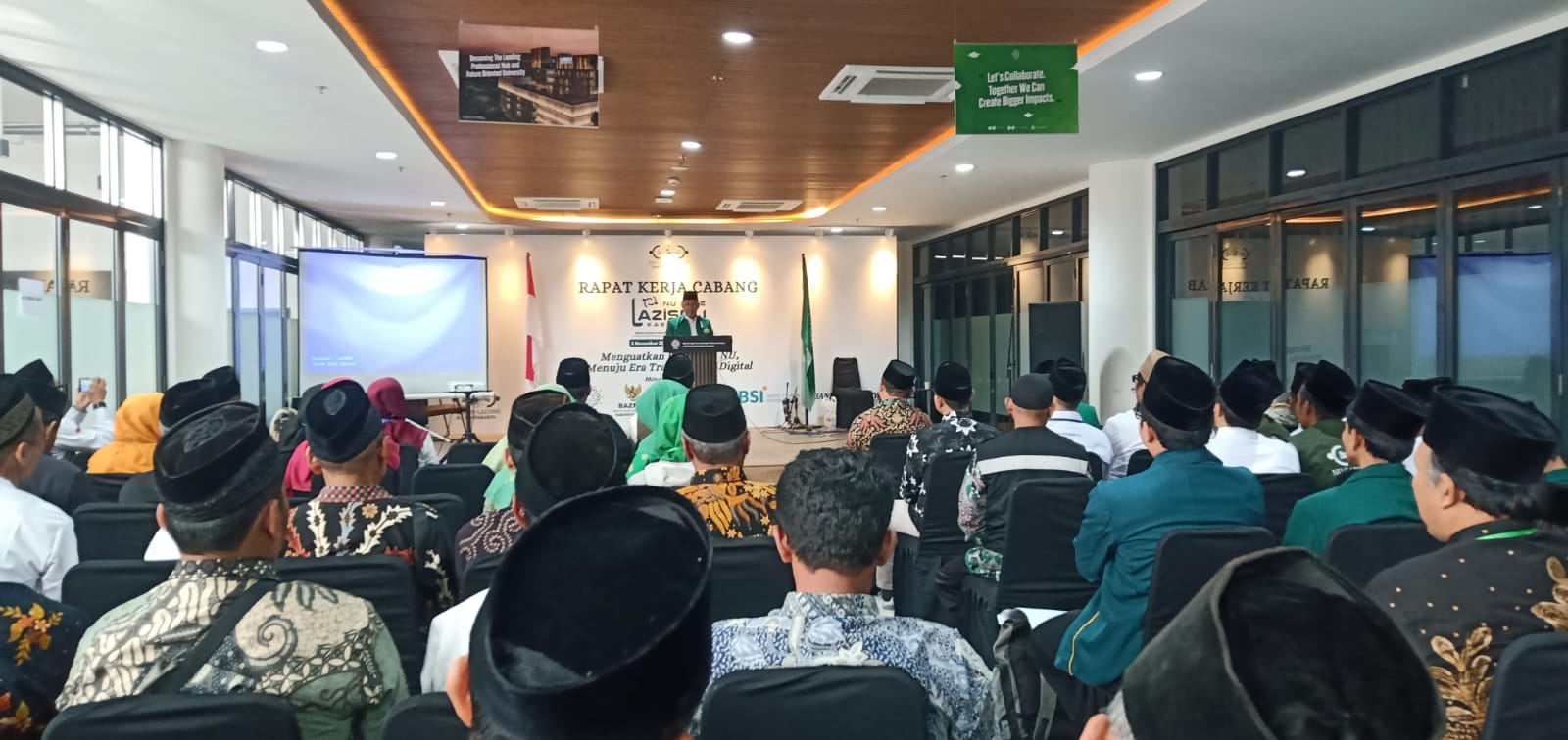 12 Utusan UPZIS Berbah Hadiri Rapat Kerja LAZIS NU di UNU Yogyakarta
