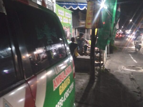 Giat Ambulans MWC NU Berbah Siaga di Posko Mudik Lebaran Lintas Agama